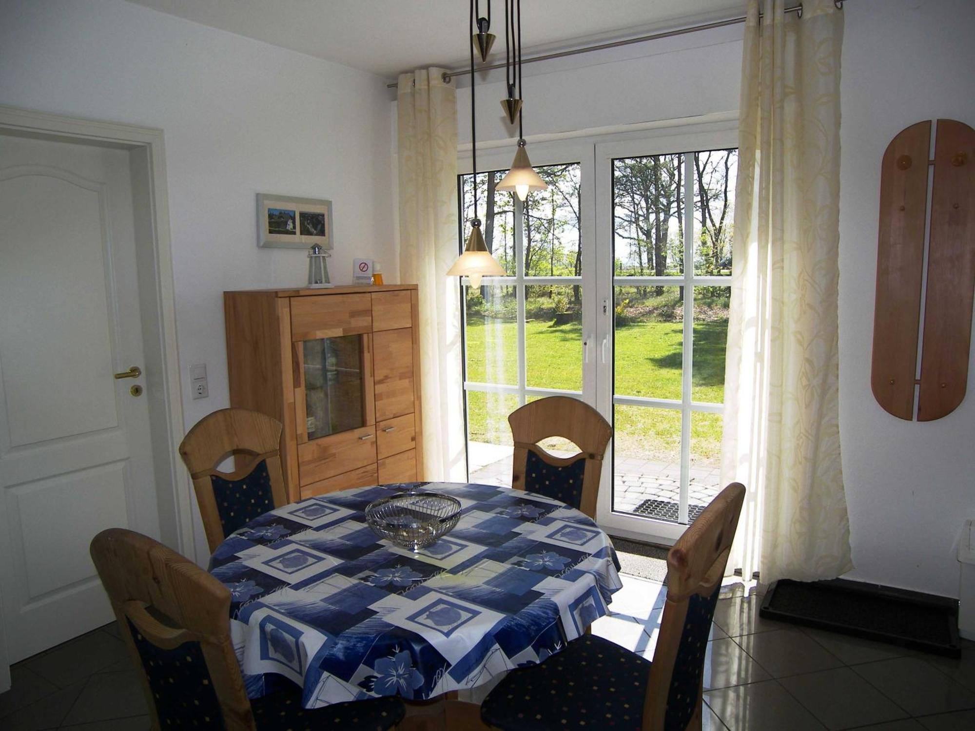 Ads-ferienwohnungen Ca 20 Gehminuten Zum Ostseestrand Apartment *