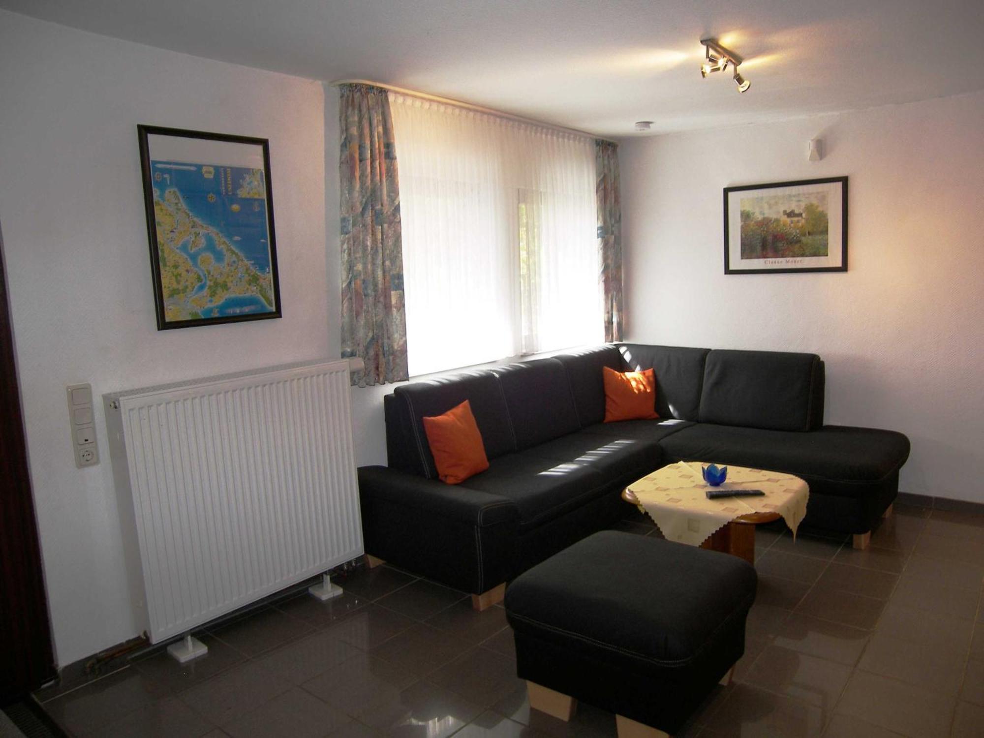 Apartment Ads-ferienwohnungen Ca 20 Gehminuten Zum Ostseestrand